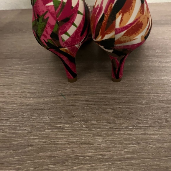 Colorful women’s high heel shoes - Picture 3 of 10